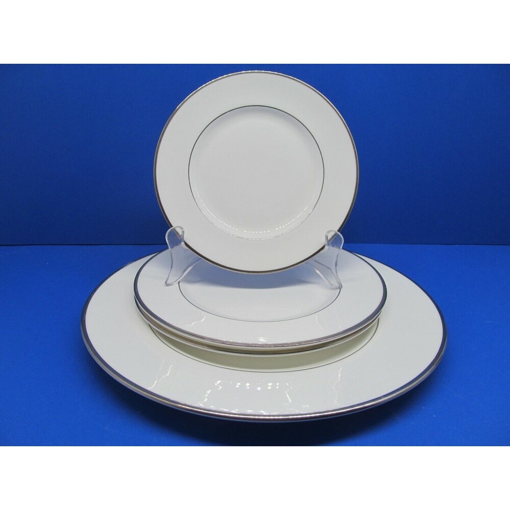 Royal Doulton Signet Dinner Salad and Bread Plate